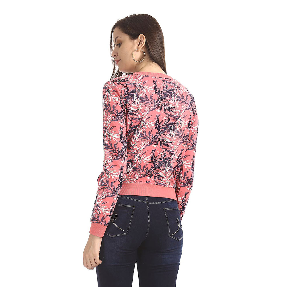 sweat suit image 4